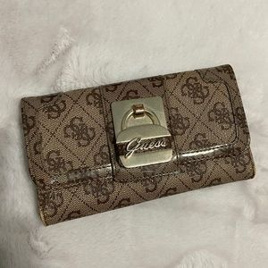 Guess wallet